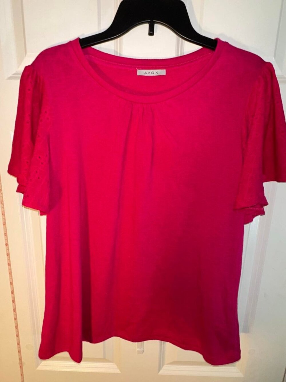 Avon NWOT Hot Pink Eyelet Flutter Sleeve Top Pleated Scoop Neck Knit Blouse L/XL